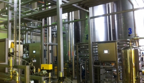 xa thai vuot chuan cong ty bia ha noi nam dinh bi phat hon 100 trieu dong