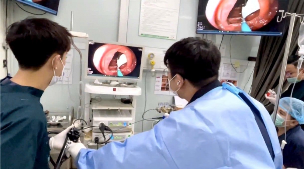 Người mắc bệnh chủ yếu do ăn phải ấu trùng sán lợn có trong thịt lợn chưa được nấu chín kỹ. Thói quen ăn đồ sống, tái là điều kiện thuận lợi để sán xâm nhập và phát triển trong cơ thể người