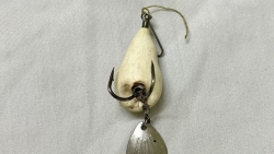 Nguy cơ mù mắt vì lưỡi câu