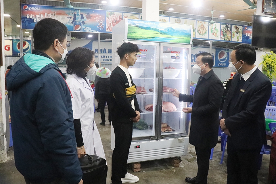 Nguy cơ mất an toàn thực phẩm tại các lễ hội Xuân