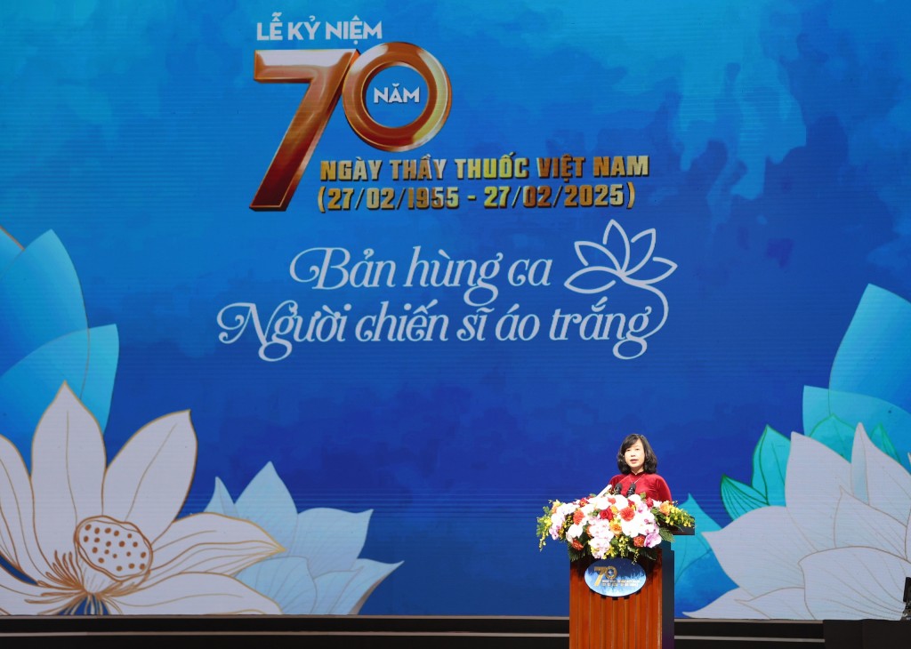 Vang mãi bản hùng ca người chiến sĩ áo trắng