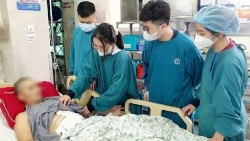 hai lan can ke cua tu benh nhan duoc cuu song mot cach ngoan muc