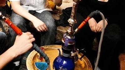 Xuất huyết não do hút shisha liên tục một năm