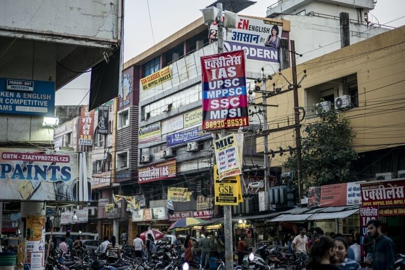 Những tấm bằng vô giá trị đang tạo ra một thế hệ thất nghiệp ở Ấn Độ