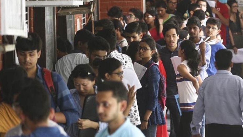 Những tấm bằng vô giá trị đang tạo ra một thế hệ thất nghiệp ở Ấn Độ