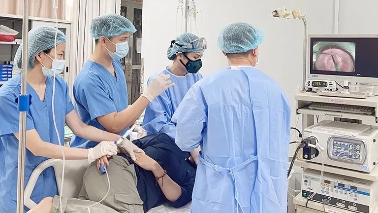 Giãn tĩnh mạch thực quản do thói quen uống rượu nhiều năm