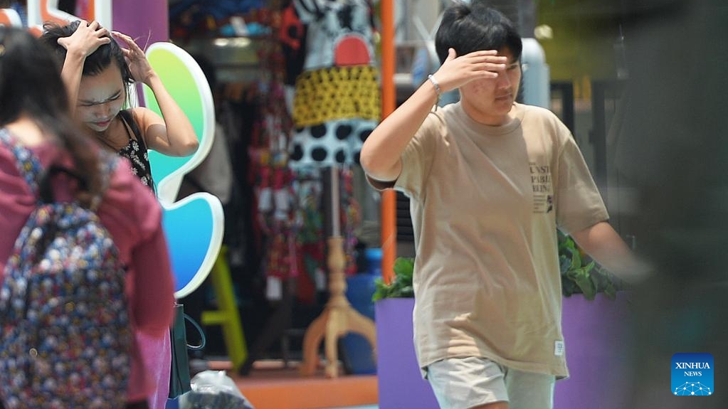 Nắng nóng tiếp tục bao trùm Đông Nam Á