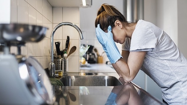 Tây Ban Nha ra mắt ứng dụng đo thời gian làm việc nhà của nam giới
