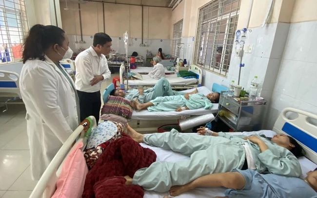  Gần 100 công nhân tại Đồng Nai nhập viện do nghi ngộ độc thực phẩm