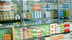 Hàng loạt nhà thuốc, cơ sở dược mỹ phẩm bị xử phạt