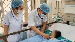 canh bao nguy co duoi nuoc o tre nho ngay tai gia dinh