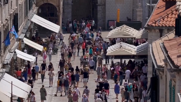 Thành phố “Trò chơi Vương quyền” hạn chế khách du lịch vì quá tải