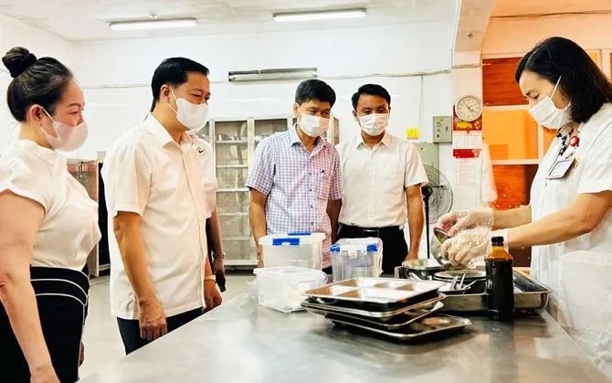 Tăng cường kiểm tra công tác đảm bảo an toàn thực phẩm trên địa bàn thành phố (Ảnh: Sở Y tế Hà Nội)