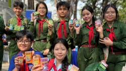 Vinamilk tặng 50.000 hộp sữa cho hơn 7.000 "búp măng non" thành phố mang tên Bác