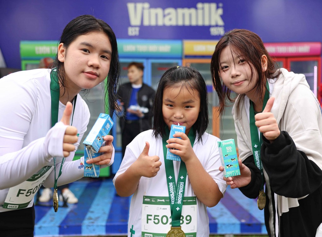 Vinamilk đồng hành cùng ngành Y tế chăm sóc sức khỏe cộng đồng