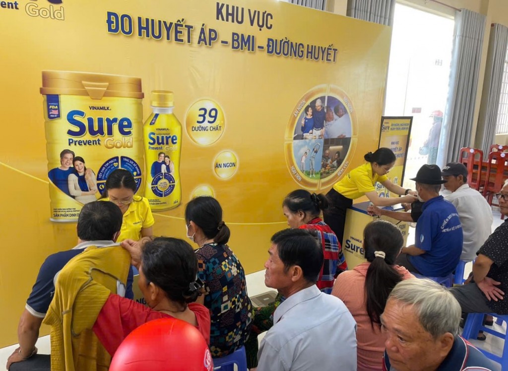 Vinamilk đồng hành cùng ngành Y tế chăm sóc sức khỏe cộng đồng