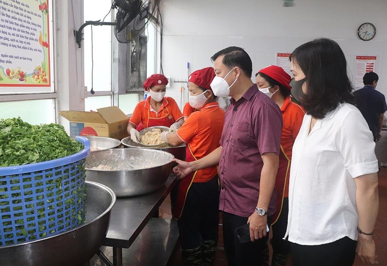 Đề xuất xử phạt hàng trăm triệu đồng với các vi phạm ATTP