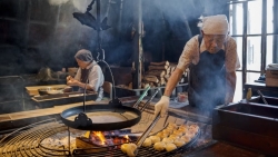 Nhật Bản đối mặt với một thực tế: Quốc gia của những người già