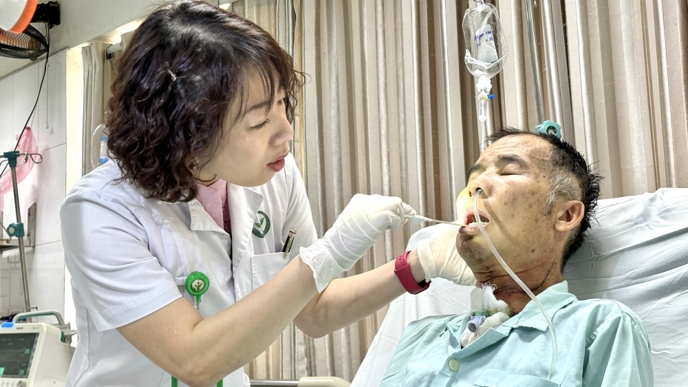 Bị chẩn đoán ung thư lưỡi sau khi đau loét miệng nhưng không đi khám