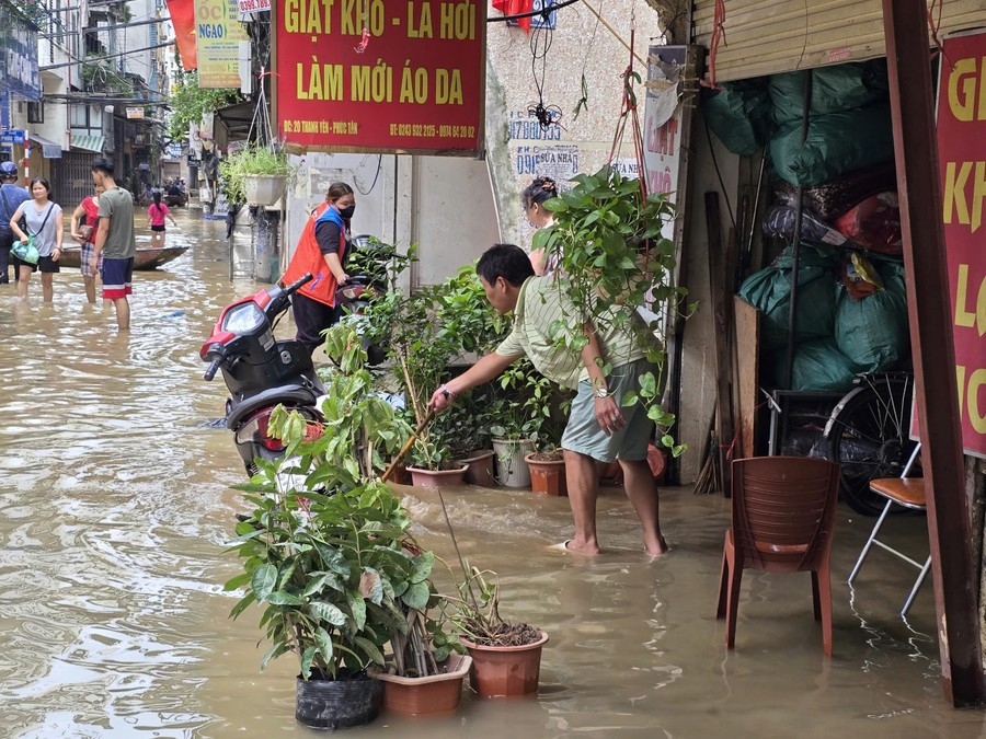 Các tỉnh phía Bắc đang chịu thiệt hại nghiêm trọng do mưa lũ gây ra