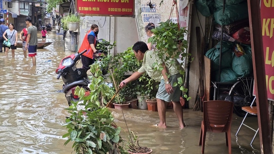 Gia tăng dịch bệnh bùng phát sau mưa bão