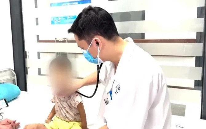 Thời điểm này tại Hà Nội, số ca mắc bệnh do virus hợp bào hô hấp (RSV) có xu hướng gia tăng (Ảnh: Sở Y tế Hà Nội)