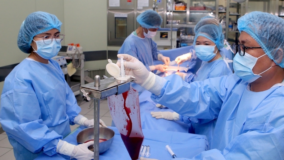 Ca ghép tủy Thalassemia đầu tiên ở Việt Nam được lấy tủy từ mẹ