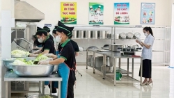 Vẫn xảy ra nhiều vụ ngộ độc thực phẩm tại bếp ăn tập thể, trường học