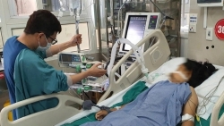 te bao gan bi huy hoai vi tin loi thay lang uong nuoc kiem chua benh