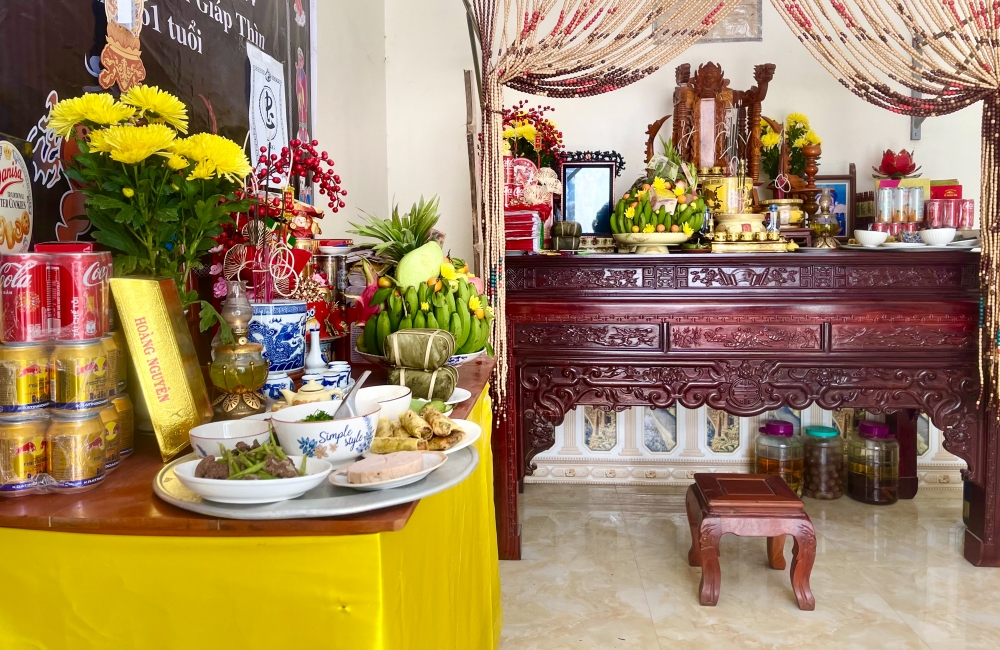 Nhịp sống người dân vùng biển Thanh Hóa chiều 30 Tết