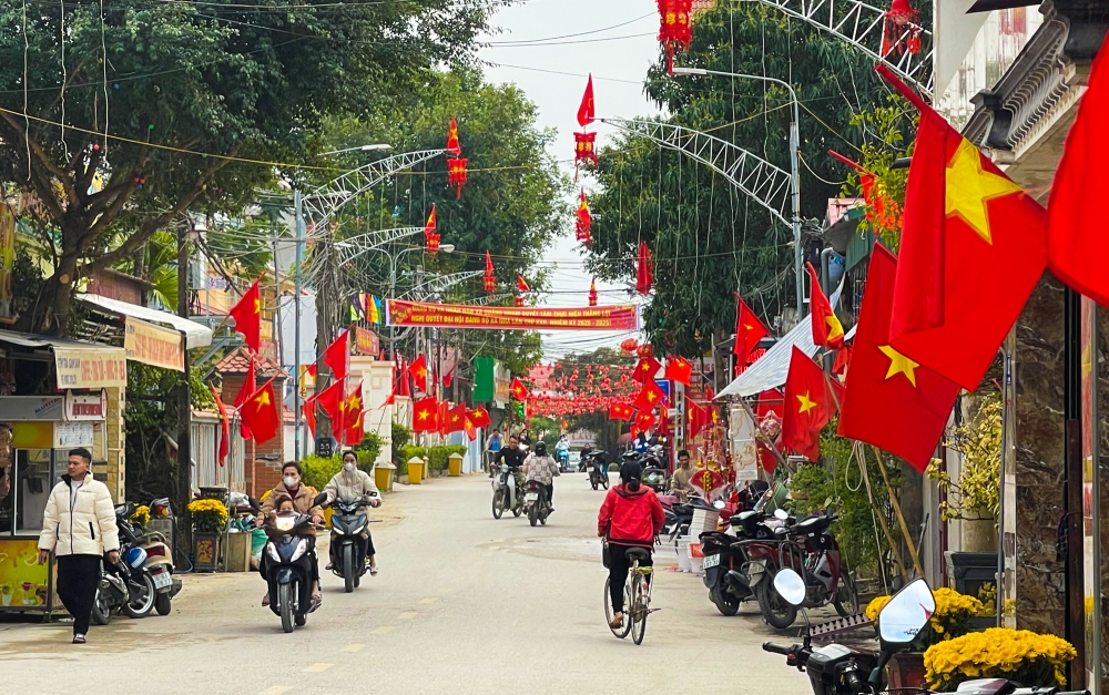 Nhịp sống người dân vùng biển Thanh Hóa chiều 30 Tết