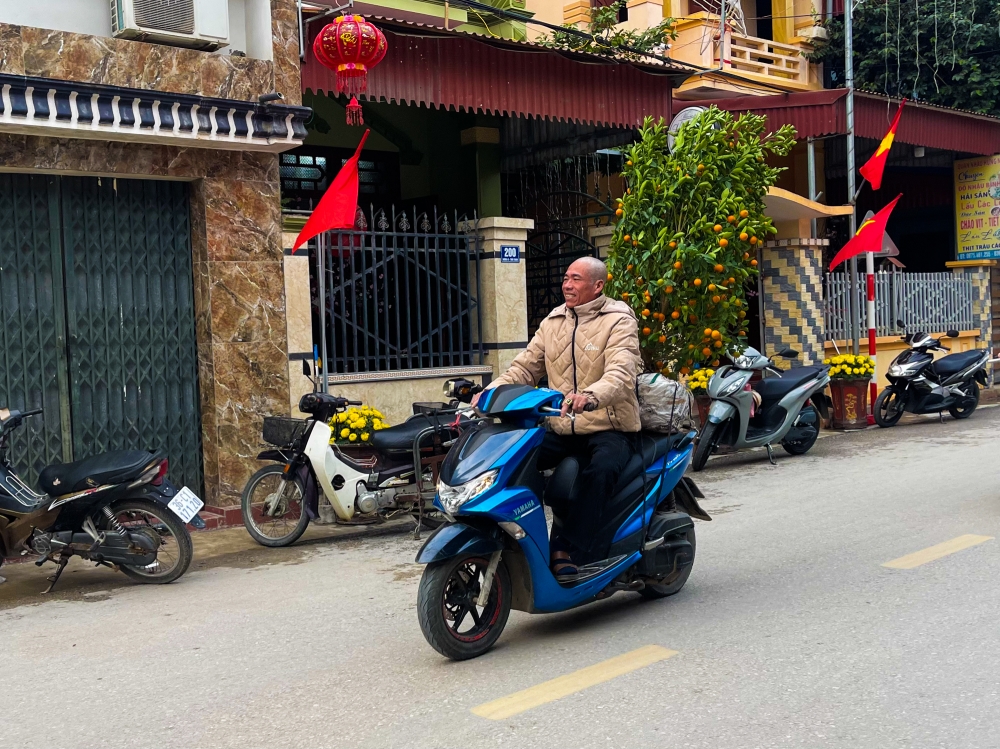 Nhịp sống người dân vùng biển Thanh Hóa chiều 30 Tết