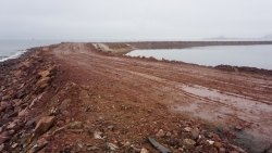 Thanh Hóa: Công ty xi măng Công Thanh tự ý lấn 6,2 ha biển trái phép