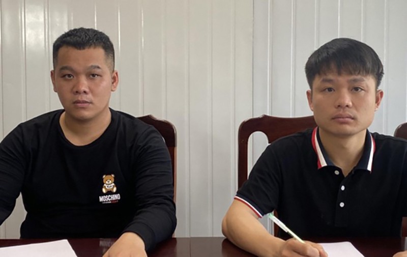 Hai đối tượng tấn công bảo vệ chùa Hương đã bị tạm giữ hình sự để điều tra xử lý hành vi gây rối trật tự công cộng