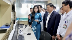 Chủ tịch tỉnh Thanh Hoá chúc mừng các đơn vị y tế nhân ngày Thầy thuốc Việt Nam