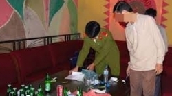 Hải Phòng: Người đàn ông tử vong khi hát karaoke cùng nhân viên nữ