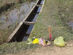 thanh hoa ta hoa phat hien thi the nguoi dan ong noi tren muong nuoc