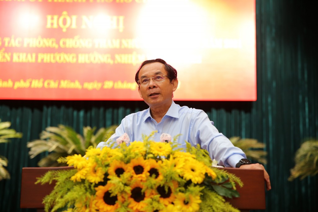 Đồng chí Nguyễn Văn Nên, Ủy viên Bộ Chính trị, Bí thư Thành ủy TP Hồ Chí Minh dự và phát biểu chỉ đạo.