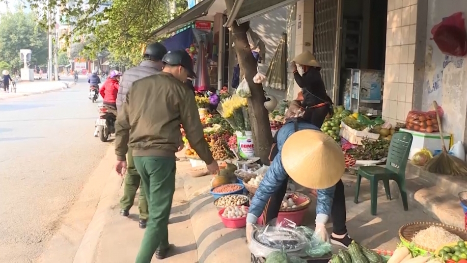 Thanh Hóa: Tăng cường công tác kiểm tra, xóa bỏ các chợ cóc và tụ điểm kinh doanh tự phát