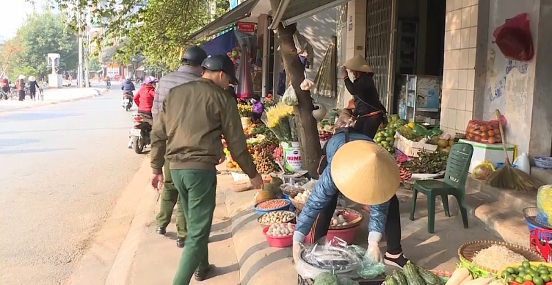 Thanh Hóa: Tăng cường công tác kiểm tra, xóa bỏ các chợ cóc và tụ điểm kinh doanh tự phát