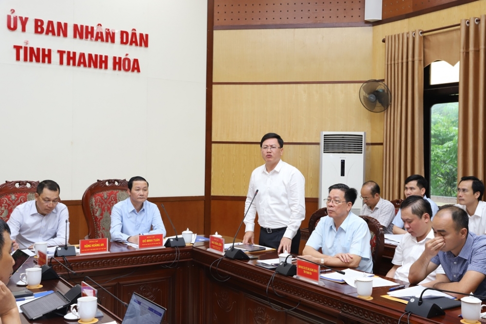 Lãnh đạo tỉnh Thanh Hóa họp bàn với EVN gỡ vướng cho các dự án điện