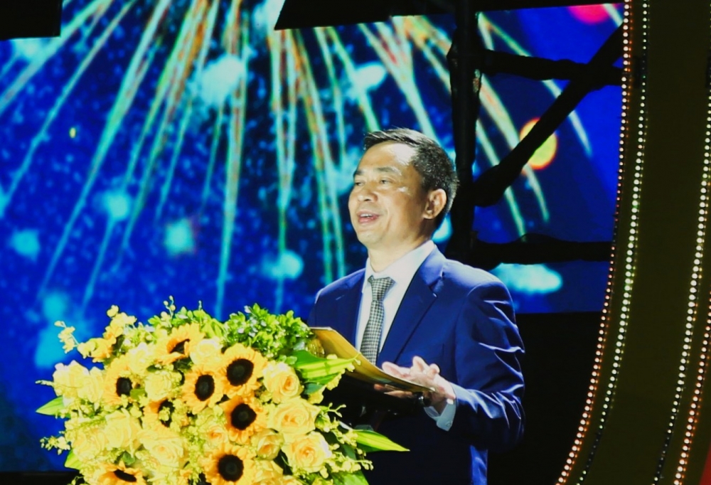 Thanh Hoá: Hàng nghìn người dân dự đêm khai mạc du lịch biển Sầm Sơn