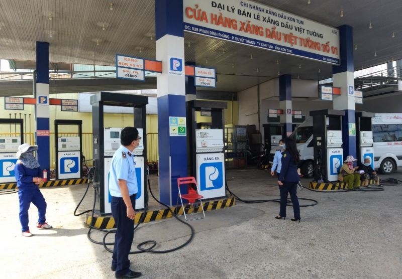 Bộ Công thương yêu cầu tăng cường quản lý, kiểm soát chặt chất lượng xăng dầu