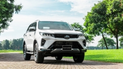 lo dien fortuner 2022 ban nang cap tien nghi va an toan