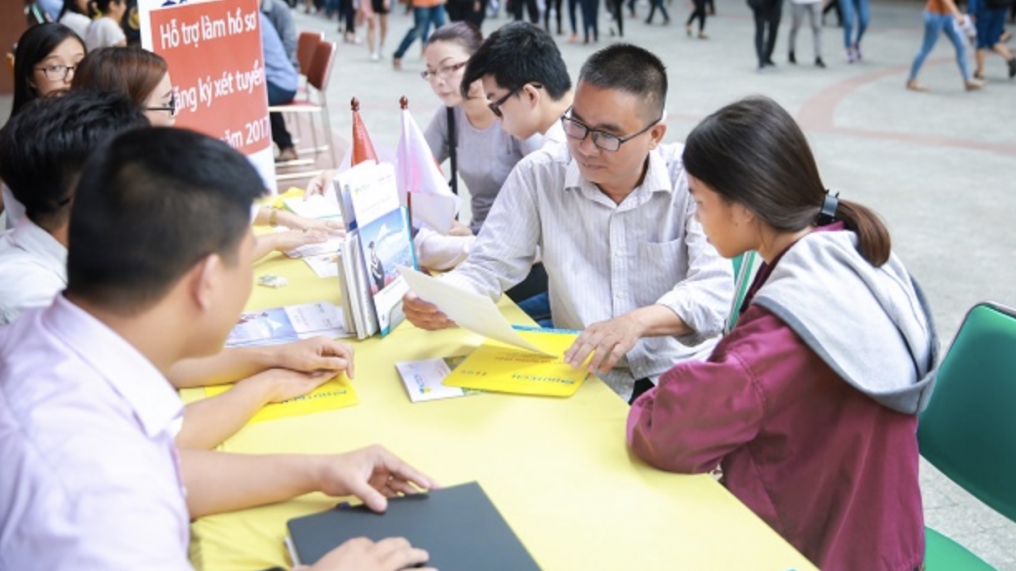 nhung nganh nghe duoc du bao hai ra tien trong tuong lai