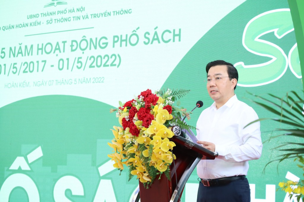 Đồng chí Chử Xuân Dũng - Phó Chủ tịch UBND TP Hà Nội Chử Xuân Dũng phát biểu tại Hội nghị