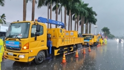 Công ty Thoát nước Hà Nội ứng phó với cơn mưa lớn bất chợt, sẵn sàng cho Lễ khai mạc SEA Games 31