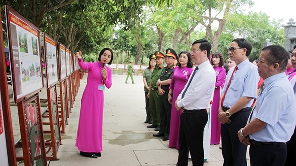 Nghệ An: Trưng bày chuyên đề “Hồ Chí Minh - đẹp nhất tên Người”