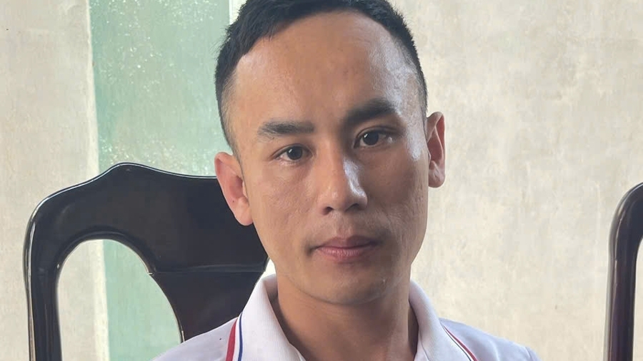 Thanh Hoá: Mở cửa cabin xe tải đậu bên đường rồi trộm cắp tài sản