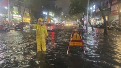 Hà Nội: Nước rút nhanh sau cơn mưa lớn nhờ chủ động ứng phó